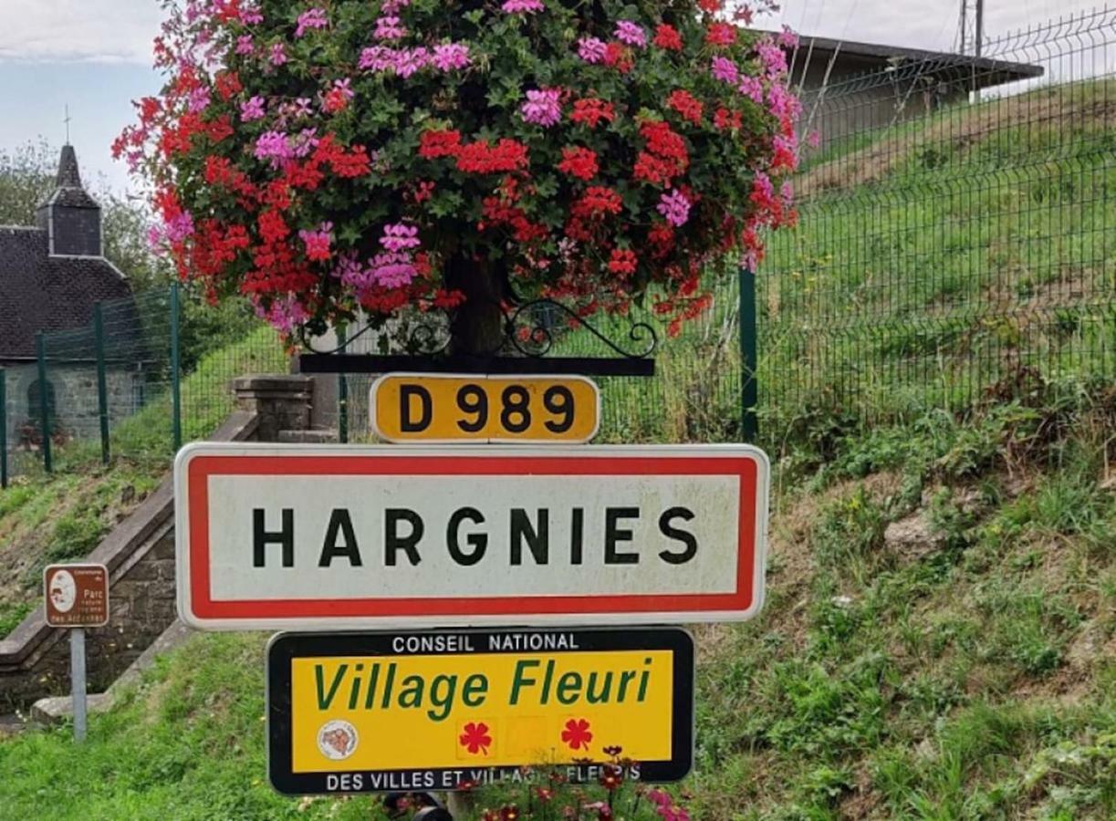 Вілла La Chouette Au Bouleau Hargnies Екстер'єр фото